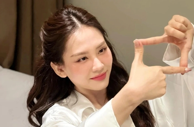 Nét đẹp trưởng thành của nàng hậu qua năm tháng