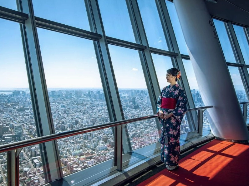Ngắm nhìn thành phố bao la từ trên cao cùng Tokyo Skytree