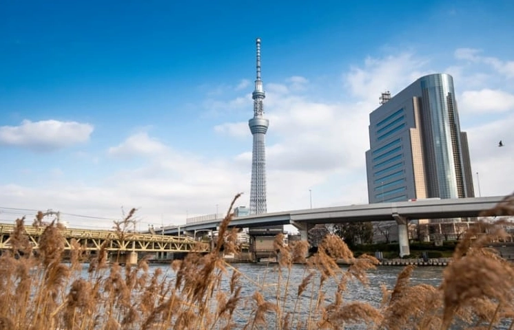 Nhiều địa điểm vui chơi ăn uống xung quanh tháp Tokyo Skytree