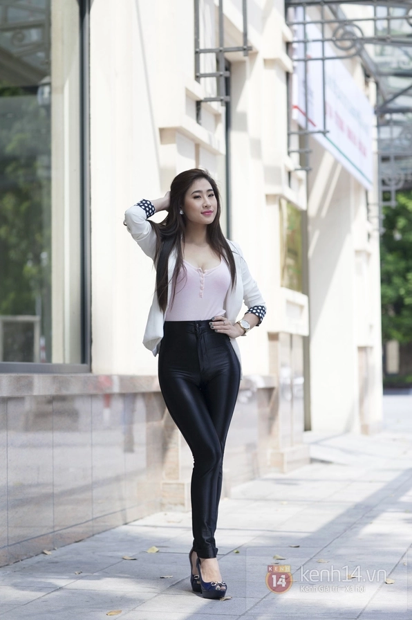 Nữ DJ trẻ tuổi với nhan sắc nổi bật