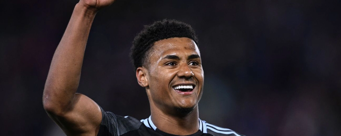 Ollie Watkins đang tập trung cao độ hướng ánh mắt về mục tiêu tham dự World Cup sau một mùa giải đầy sóng gió