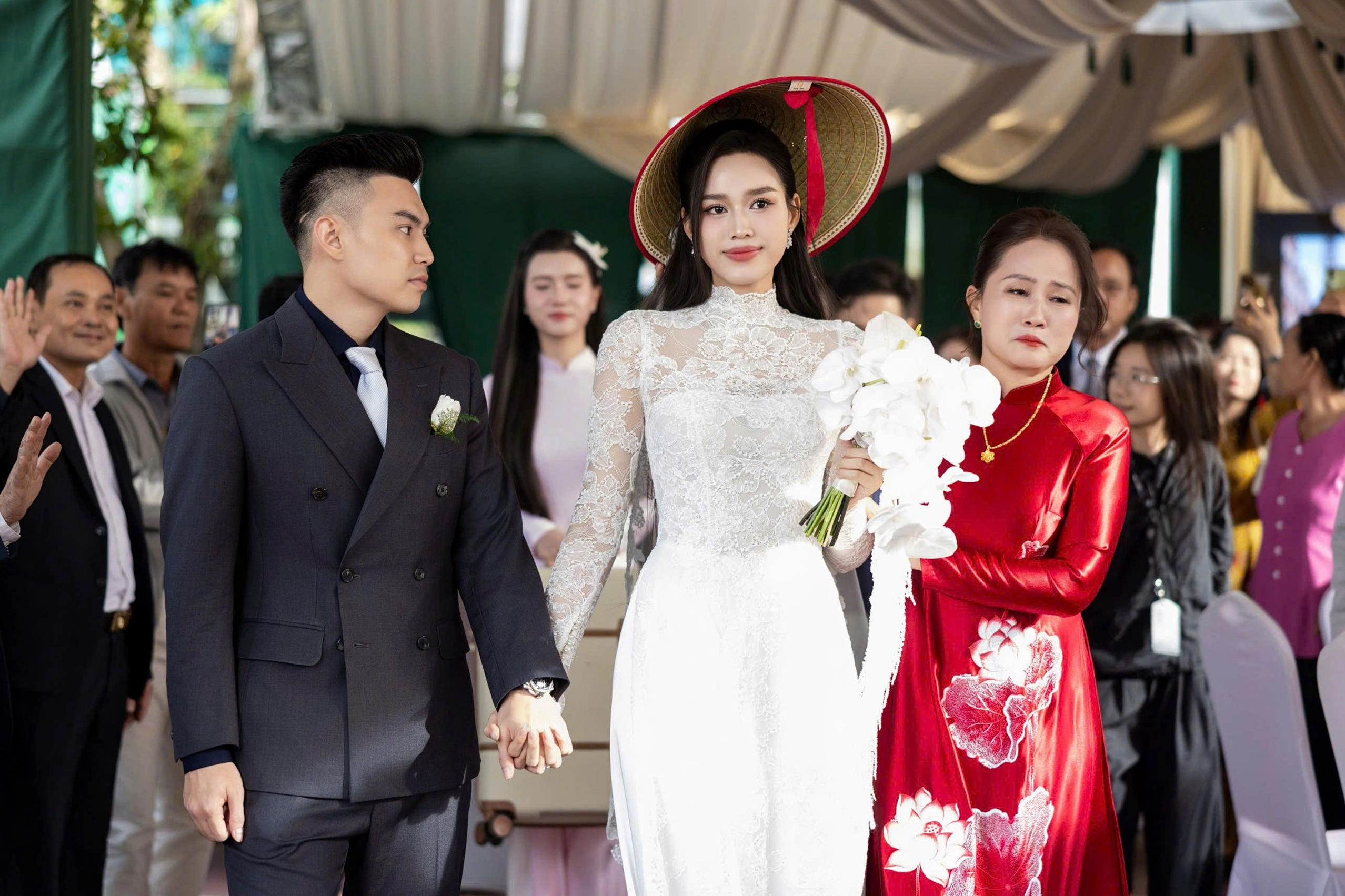 Sự kiện tiệc cưới sang trọng của đỗ hà