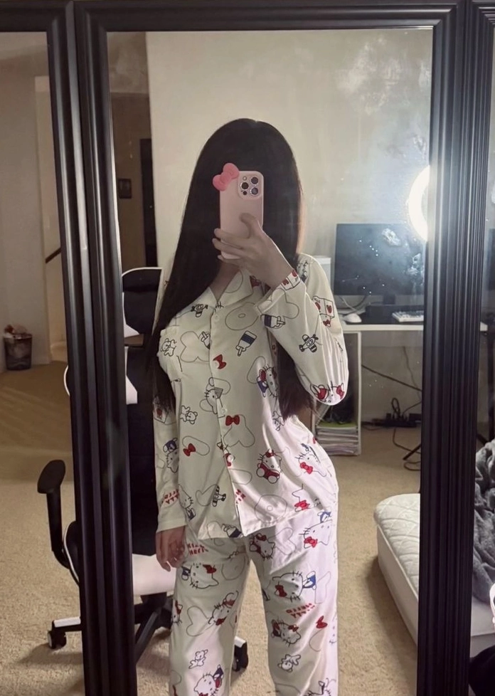 Sự tiết chế hoàn hảo mang lại vẻ đẹp sexy vừa đủ không hề phản cảm hay thô tục