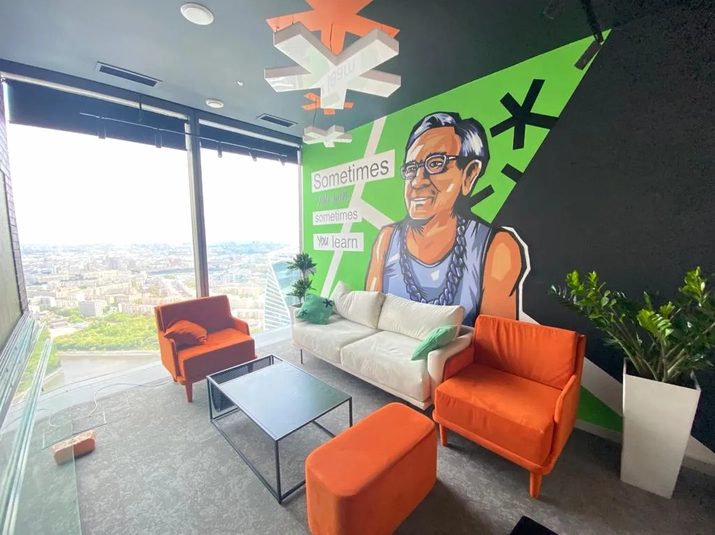 Tầm nhìn bao quát thành phố từ văn phòng tầng 67