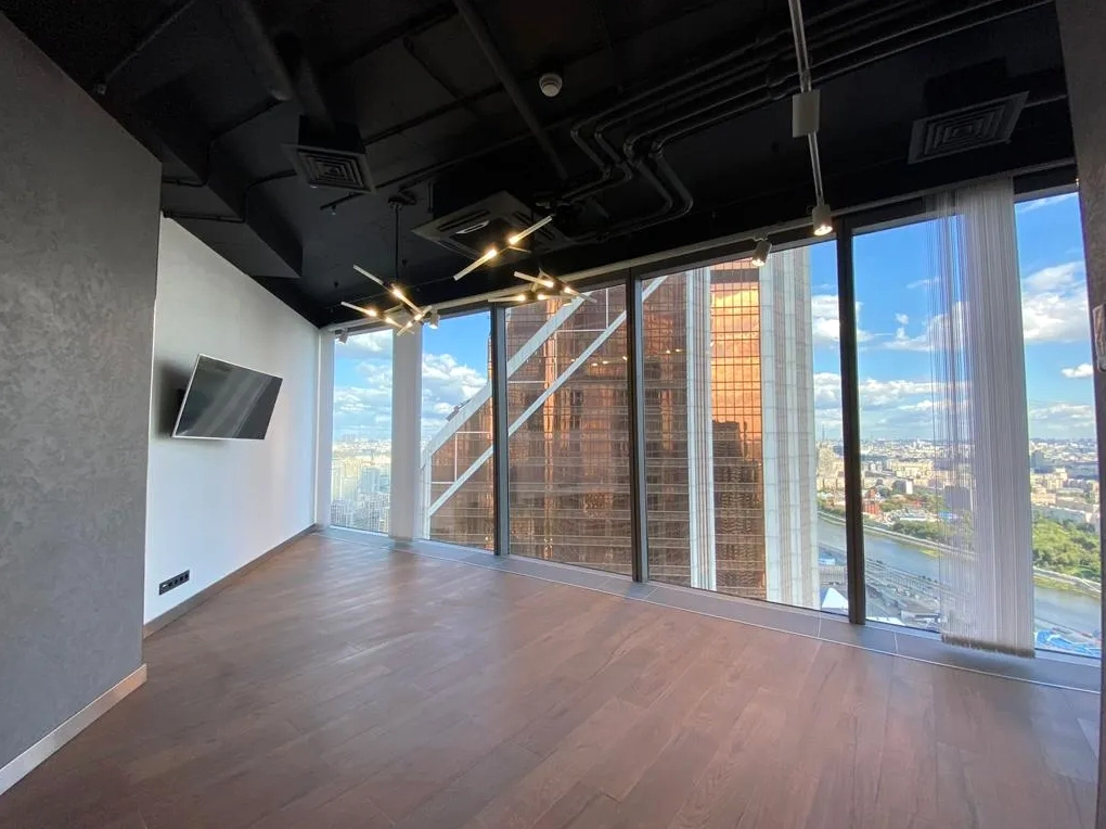 Tầm nhìn xuống dòng sông moscow uốn lượn