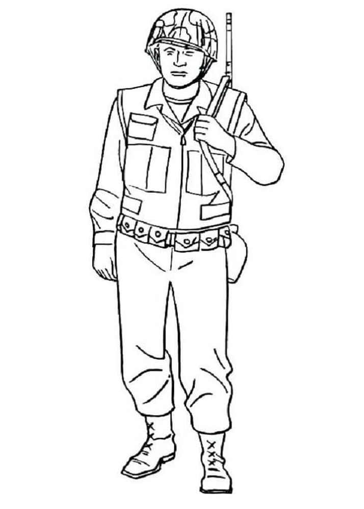 Tranh tô màu chú bộ đội đeo súng trên vai chuẩn bị làm nhiệm vụ