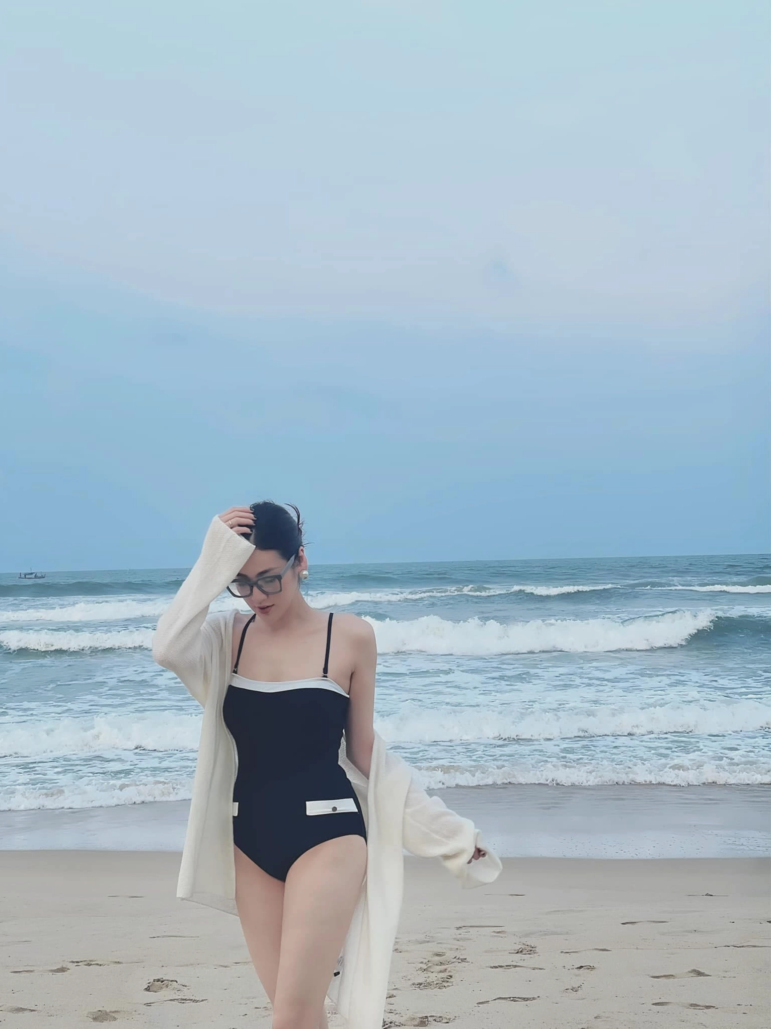 Tú Anh sang chảnh trong bộ trang phục dạ hội