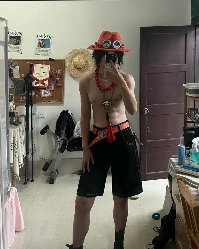 Vẻ đẹp tinh khôi thuần khiết của cô gái hóa thân