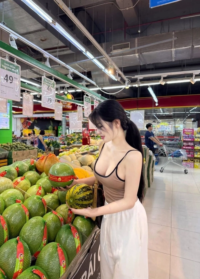 Vóc dáng nổi bật giữa đám đông nhờ sự cân đối