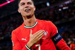 Ảnh Cristiano Ronaldo mới nhất khiến fan toàn cầu chao đảo