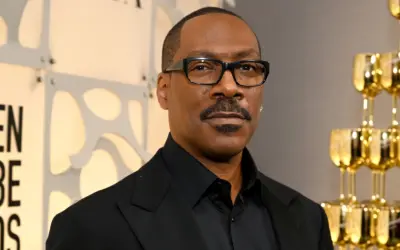Hé lộ ảnh Eddie Murphy hiếm hoi từ sân khấu đến đời thường