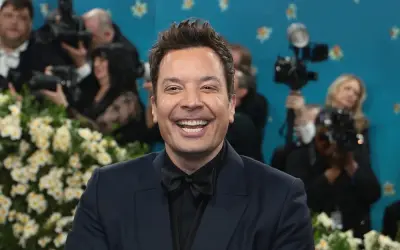 Chiêm ngưỡng ảnh Jimmy Fallon độc lạ khiến fan tò mò