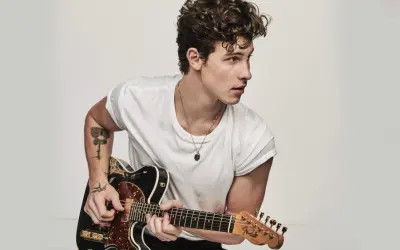 Những bức ảnh Shawn Mendes chưa từng công bố bất ngờ