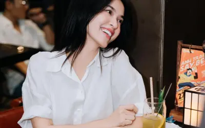 Bộ ảnh con gái xinh cute với nụ cười ngọt ngào cuốn hút