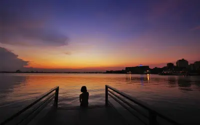 Avatar cô đơn đẹp nhất cho bạn thể hiện tâm trạng buồn