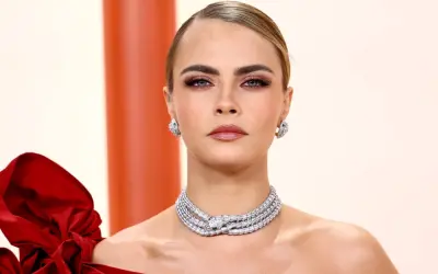 Ảnh Cara Delevingne ghi dấu ấn trên sàn catwalk quốc tế