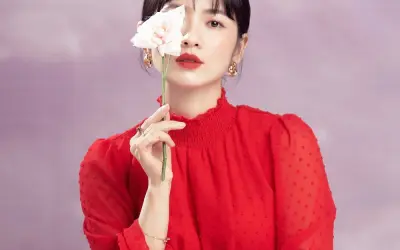 Ngắm gái xinh cute mặc đồng phục trẻ trung cực kỳ nổi bật
