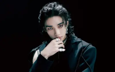 Ảnh Hyunjin (Stray Kids) biểu cảm đa dạng đầy sức hút