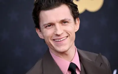 Bộ sưu tập ảnh Tom Holland đa phong cách đầy ấn tượng