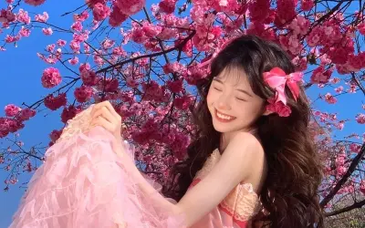 Bộ ảnh gái xinh bên hoa dịu dàng thu hút mọi ánh nhìn