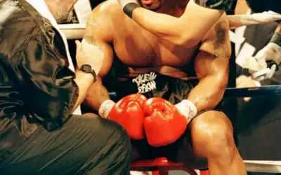 Phân tích sự nghiệp và lối đánh hủy diệt của huyền thoại Mike Tyson
