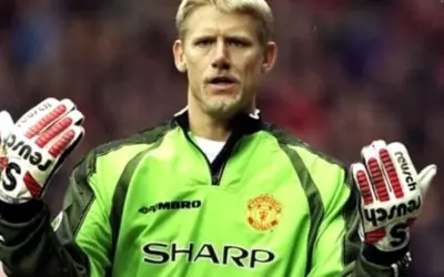 Khám phá tiểu sử Peter Schmeichel huyền thoại gác đền