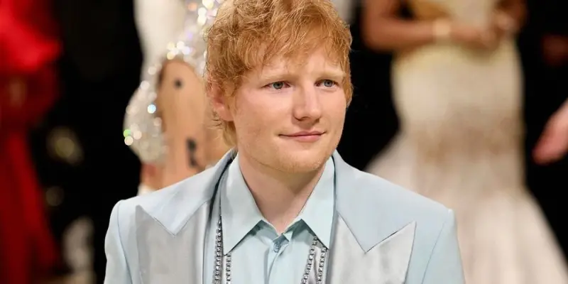 Tuyển tập ảnh Ed Sheeran lưu giữ dấu ấn huyền thoại âm nhạc