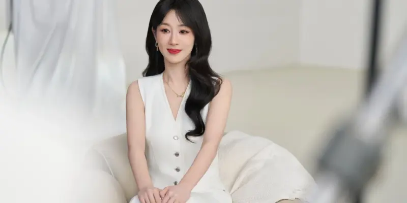 Hé lộ ảnh Dương Tử cực hiếm làm cộng đồng mạng sửng sốt