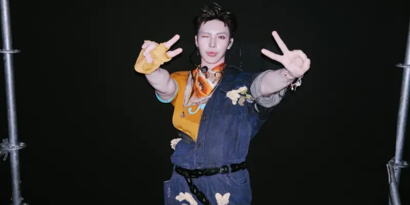 Khám phá ảnh Erik điển trai khiến cộng đồng mạng bùng nổ