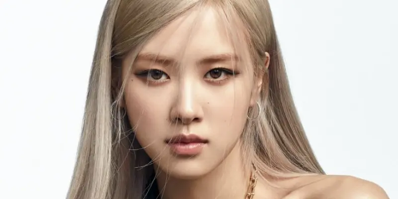 Ảnh Rosé (BLACKPINK) khiến fan toàn cầu không thể rời mắt