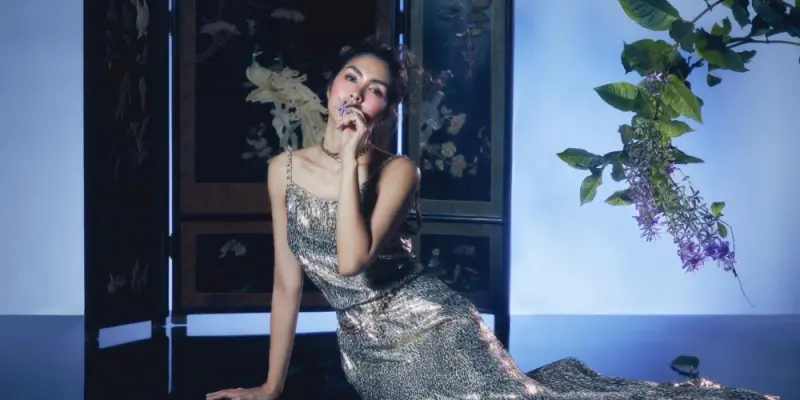 Hình ảnh Tăng Thanh Hà nổi bật khiến mạng xã hội bùng nổ