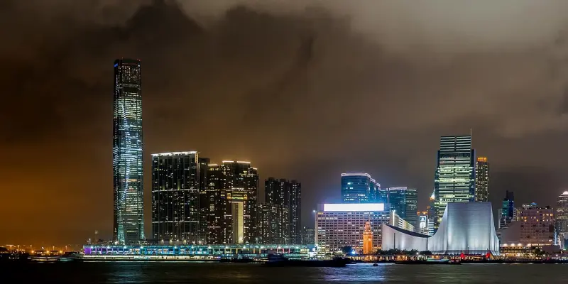 Khám phá bộ ảnh International Commerce Centre bí ẩn nhất năm nay