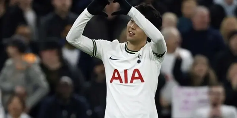 Hành trình của Son Heung-min từ cậu bé Hàn Quốc đến huyền thoại