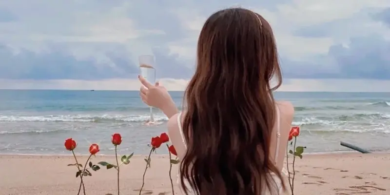 Tải ảnh gái xinh che mặt phong cách đáng yêu dễ thương