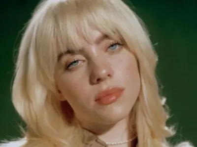 Hé lộ ảnh Billie Eilish chưa từng công bố trước đây