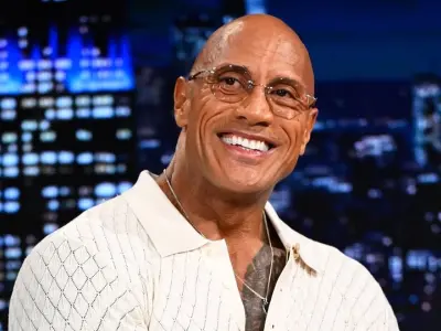 Ảnh Dwayne "The Rock" Johnson bùng nổ màn ảnh Hollywood