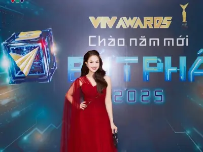 Ảnh Hồng Diễm xinh đẹp cuốn hút làm khán giả say đắm