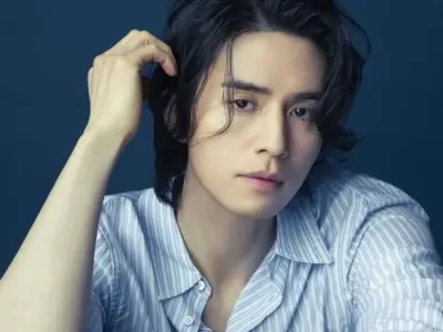 Góc nhìn khác biệt qua ảnh Lee Dong-wook chưa từng công bố