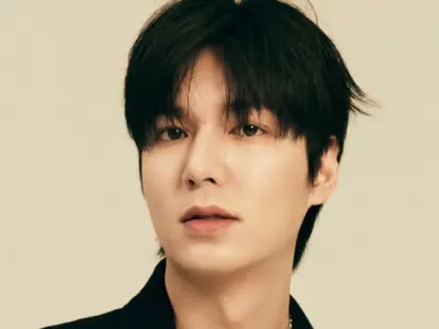 Ảnh Lee Min-ho đẹp lãng tử khiến fan toàn cầu mê mẩn