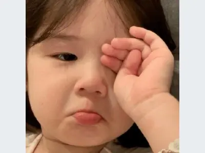 Meme sad đầy cảm xúc khiến ai xem cũng phải suy ngẫm