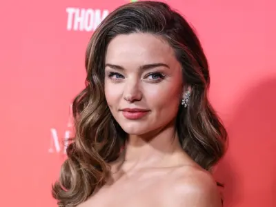 Ảnh Miranda Kerr và vẻ đẹp vượt thời gian khiến fan mê mẩn