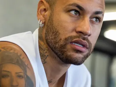 Hình ảnh Neymar Jr. đẹp xuất sắc khiến mạng xã hội nổ tung