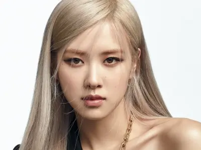 Ảnh Rosé (BLACKPINK) khiến fan toàn cầu không thể rời mắt