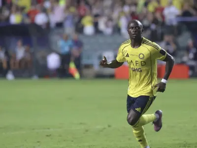 Ảnh Sadio Mané đầy cảm xúc trong những trận cầu đỉnh cao